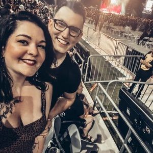 Meet your Posher, Loretta